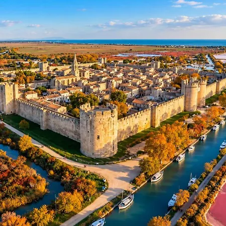 Bellevue House With Pool And Panoramic View *